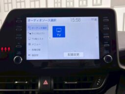 
										TOYOTA C-HR 2021 full									