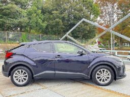 
										TOYOTA C-HR 2022 full									