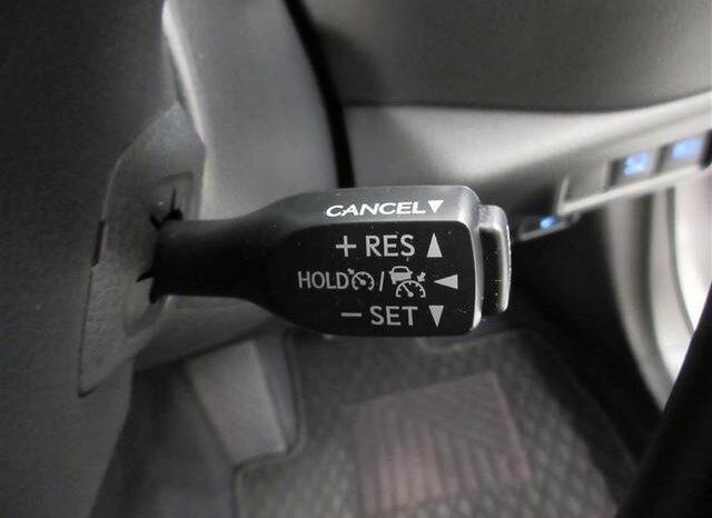 
								TOYOTA C-HR 2022 full									