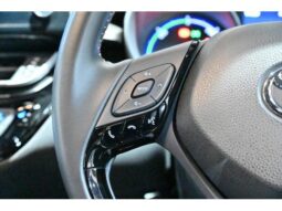 
										TOYOTA C-HR 2022 full									