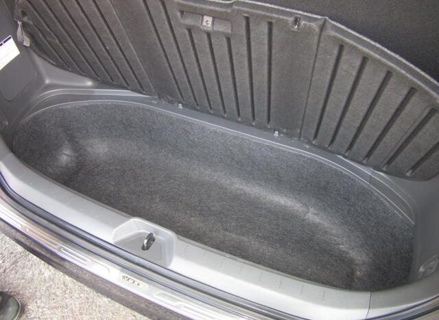 
								TOYOTA VOVY 2008 full									