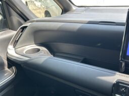 
										TOYOTA VOXY 2022 full									