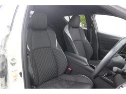 
										TOYOTA C-HR 2019 full									