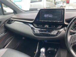 
										TOYOTA C-HR 2016 full									