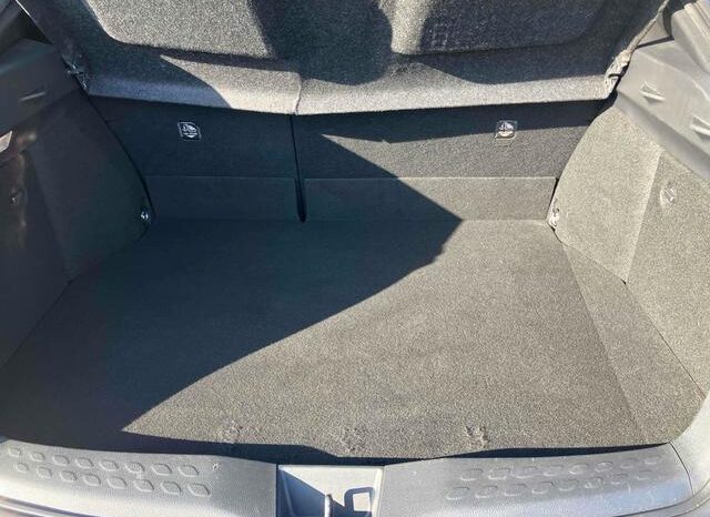 
								TOYOTA C-HR 2019 full									