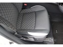 
										TOYOTA C-HR 2019 full									