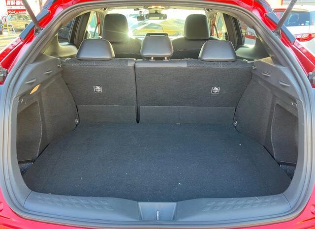 
								TOYOTA C-HR 2021 full									