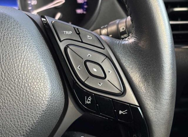 
								TOYOTA C-HR 2021 full									