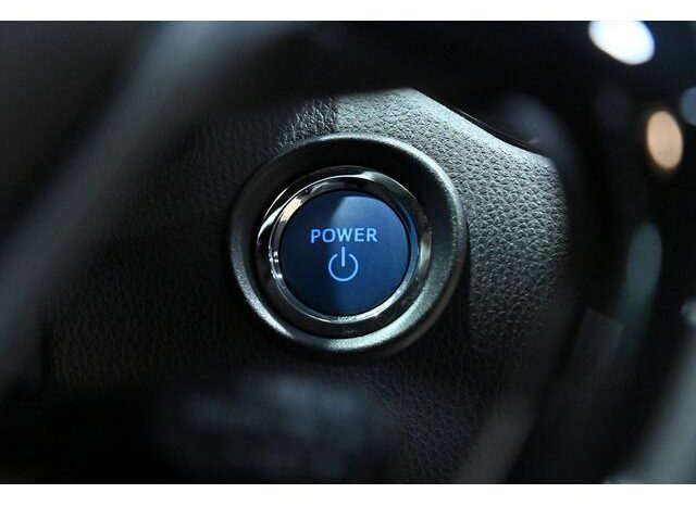 
								TOYOTA C-HR 2022 full									