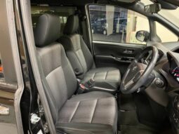 
										TOYOTA VOXY 2019 full									