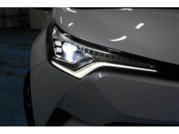 
										TOYOTA C-HR 2017 full									