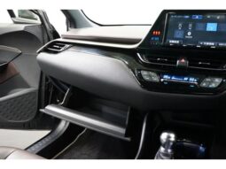 
										TOYOTA C-HR 2018 full									