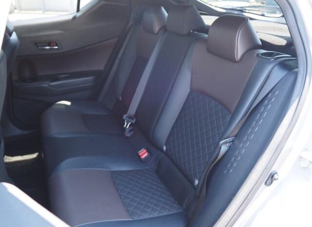 
								TOYOTA C-HR 2018 full									