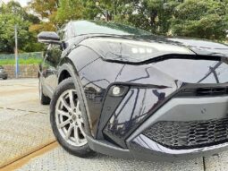 
										TOYOTA C-HR 2022 full									