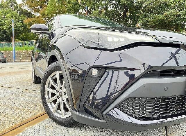 
								TOYOTA C-HR 2022 full									