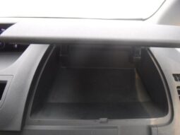 
										TOYOTA VOVY 2008 full									