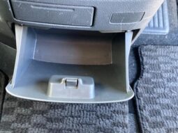 
										TOYOTA VOVY 2009 full									