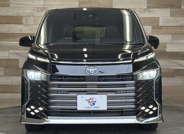 
								TOYOTA VOXY 2022 full									