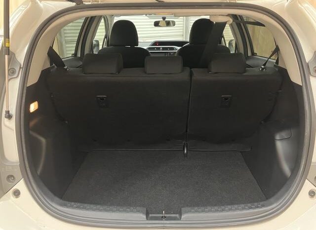 
								TOYOTA AQUA 2014 full									