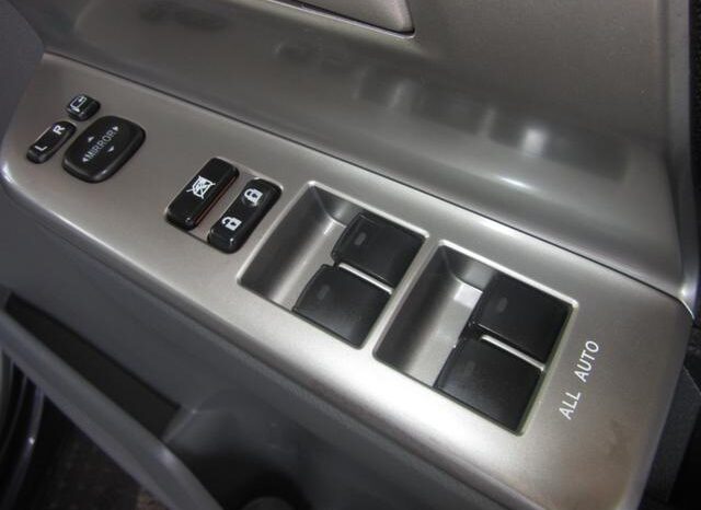 
								TOYOTA VOVY 2008 full									