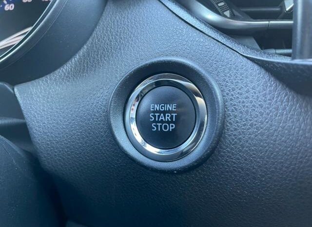 
								TOYOTA C-HR 2017 full									