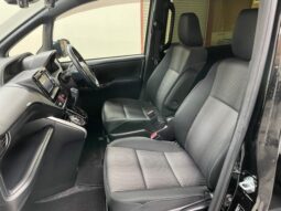 
										TOYOTA VOXY 2019 full									