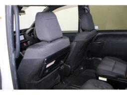 
										TOYOTA VOXY 2019 full									