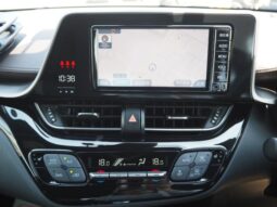 
										TOYOTA C-HR 2018 full									