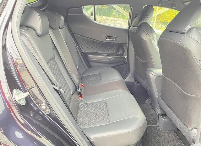 
								TOYOTA C-HR 2022 full									