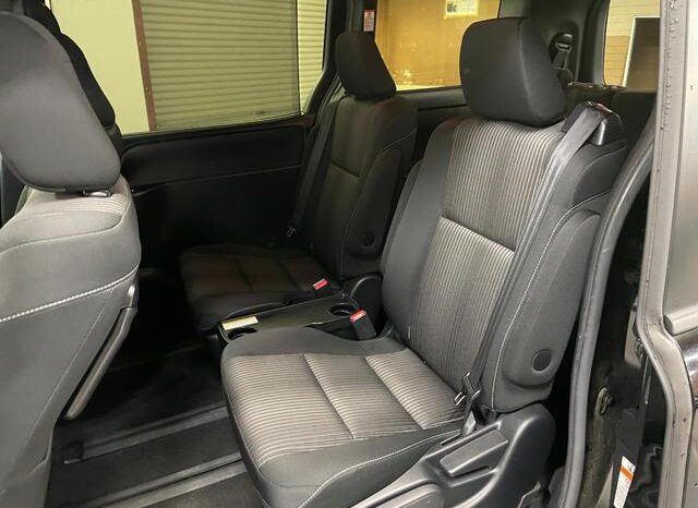 
								TOYOTA VOXY 2019 full									