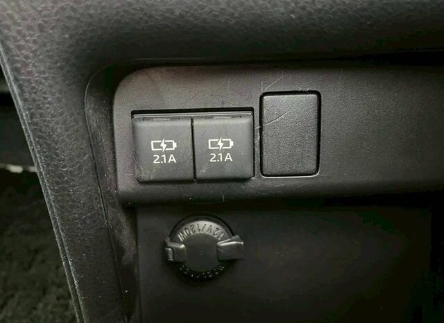 
								TOYOTA VOXY 2019 full									