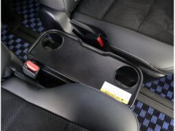 
										TOYOTA VOXY 2021 full									