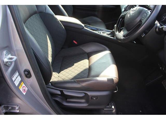 
								TOYOTA C-HR 2017 full									