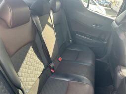 
										TOYOTA C-HR 2017 full									