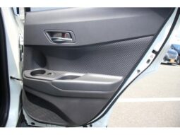 
										TOYOTA C-HR 2019 full									