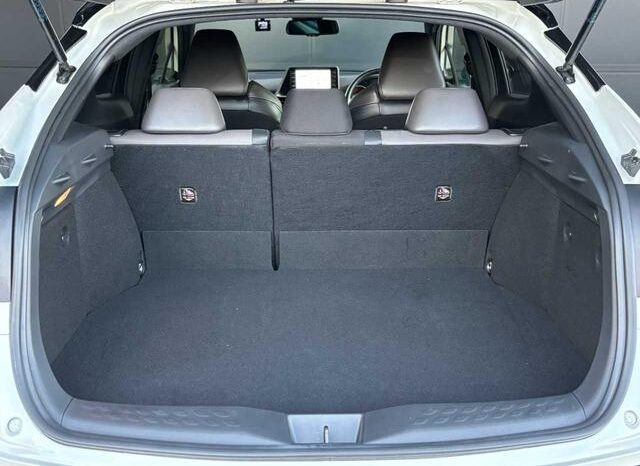 
								TOYOTA C-HR 2021 full									