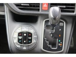 
										TOYOTA VOXY 2016 full									