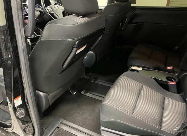 
								TOYOTA VOXY 2019 full									