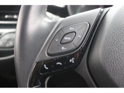 
										TOYOTA C-HR 2019 full									