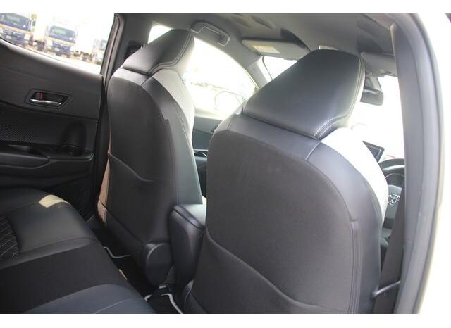 
								TOYOTA C-HR 2019 full									