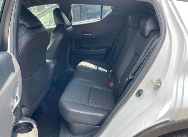 
								TOYOTA C-HR 2022 full									