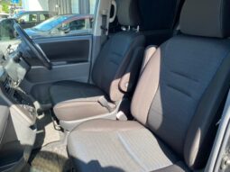 
										TOYOTA VOVY 2009 full									