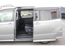 
										TOYOTA VOXY 2016 full									