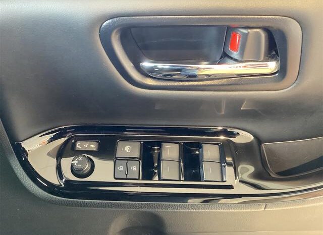 
								TOYOTA VOXY 2021 full									