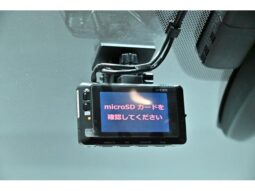 
										TOYOTA C-HR 2022 full									