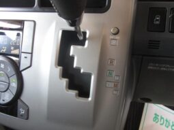 
										TOYOTA VOVY 2008 full									