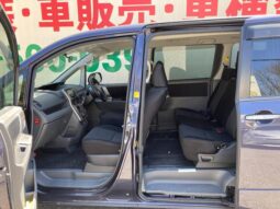 
										TOYOTA VOVY 2009 full									