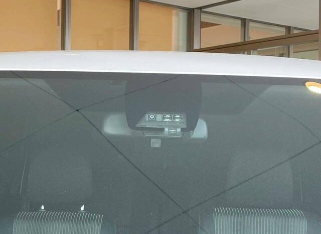 
								TOYOTA VOXY 2019 full									