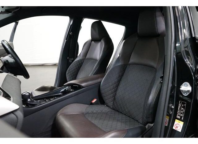 
								TOYOTA C-HR 2018 full									