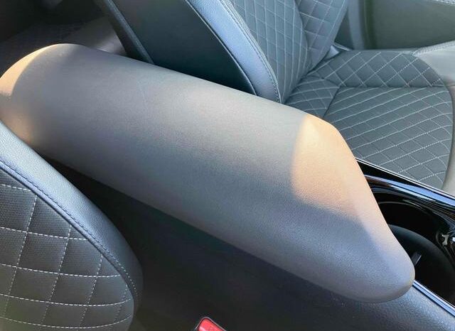 
								TOYOTA C-HR 2019 full									